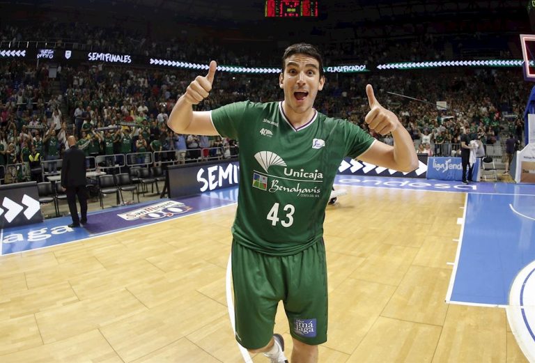 Carlos Suárez renueva con el Unicaja hasta 2023
