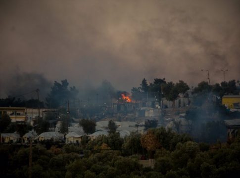 generalitat-compromete-acoger-100-refugiados-y-20-menores-lesbos La Generalitat se compromete a acoger a 100 refugiados y a 20 menores de Lesbos
