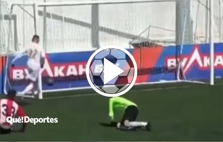 Cuando haces que lo imposible se vuelva posible errando un gol regalado