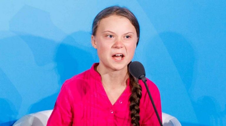 Greta Thunberg vuelve para llamar a toda la sociedad mundial a ponerse en huelga