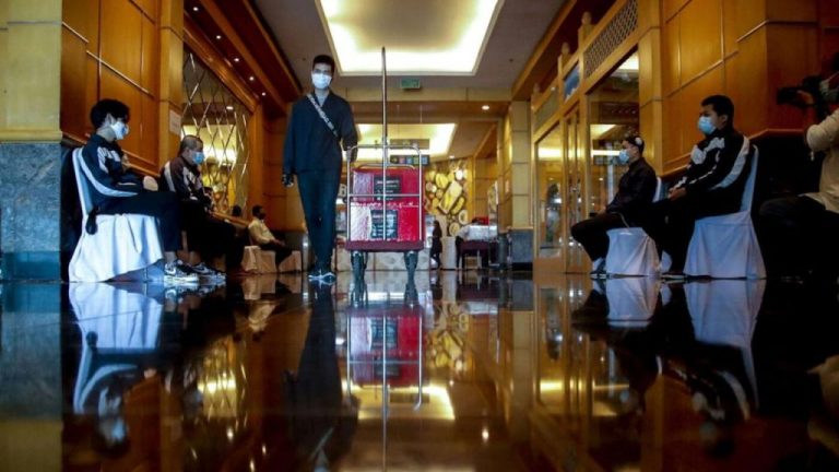 Los hoteleros exigen al Gobierno unos ERTE específicos