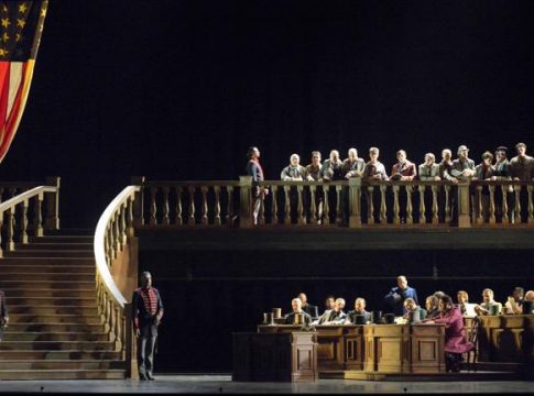 img_fmartinez_20200602-180341_imagenes_lv_otras_fuentes_01_ballo_in_maschera-k7ZB--656x432@LaVanguardia-Web