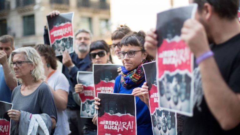 La concentración de la Izquierda Independentista reúne a unas 1.000 personas