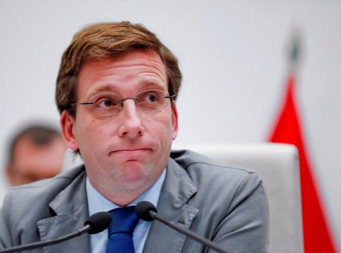 jose-martinez-almeida jose-martinez-almeida