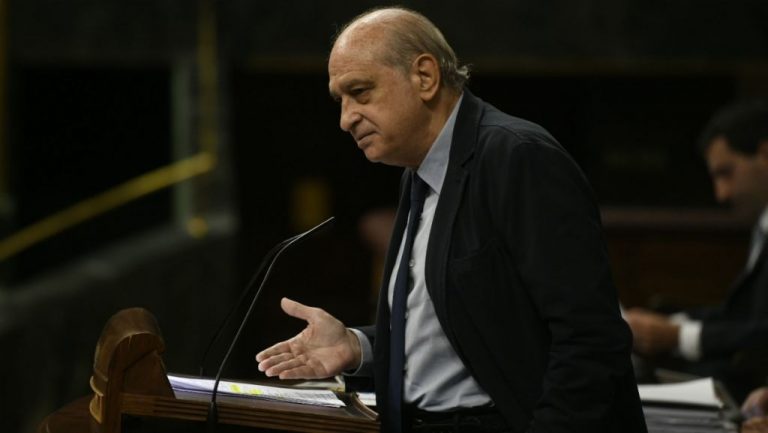 El juez imputa al exministro del Interior Fernández Díaz por el caso 'Kitchen'