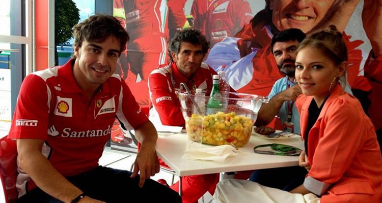 Dasha Kapustina, relación Fernando Alonso