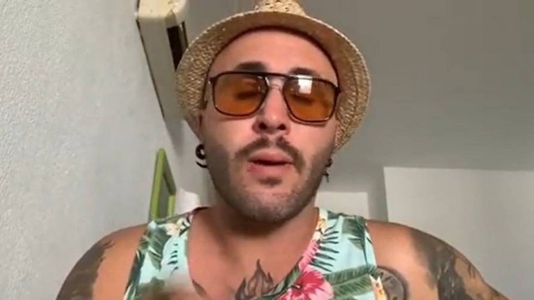 A Kiko Rivera le gustan los gorros