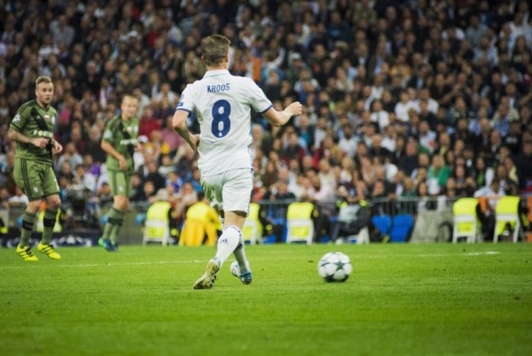Kroos sufre una lesión muscular y se perderá los partidos contra Valladolid y Levante