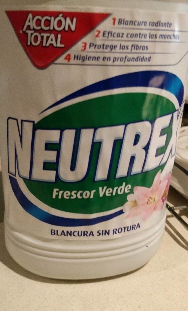 Claves para lavar tu ropa y que quede desinfectada, según la OCU