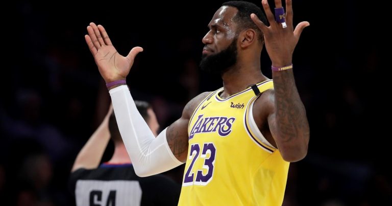 LeBron estalla: el asunto que le atormenta en el campo