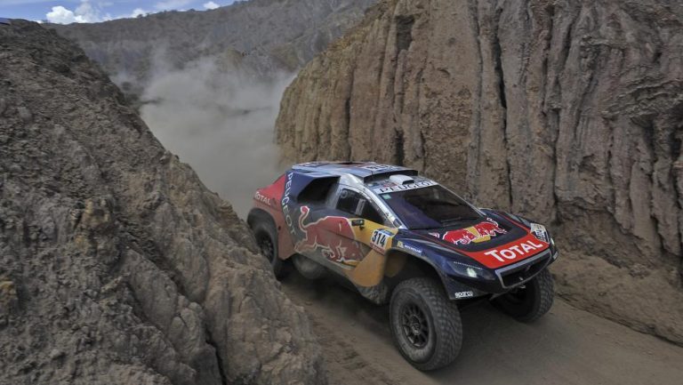 El francés Loeb podría regresar al Dakar al volante de un Toyota