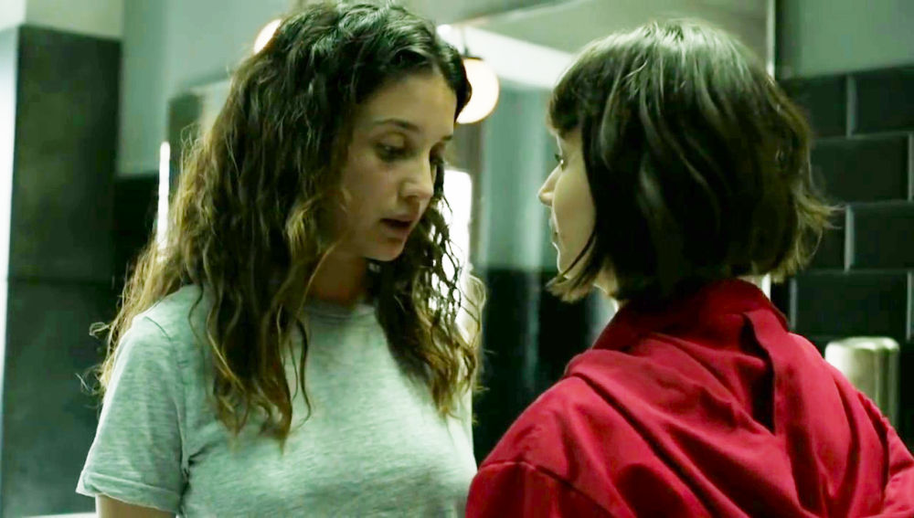 María Pedraza se supera con estos calurosos posados veraniegos 1 María Pedraza