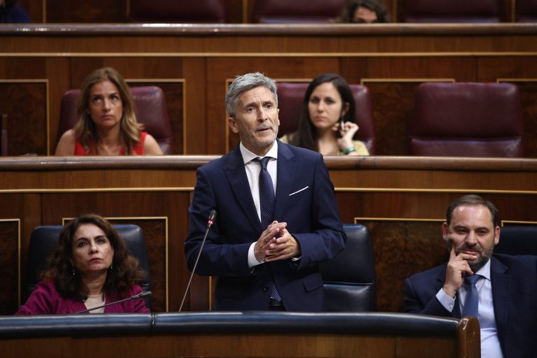 Marlaska revisará el protocolo de suicidios tras la muerte del etarra Igor González