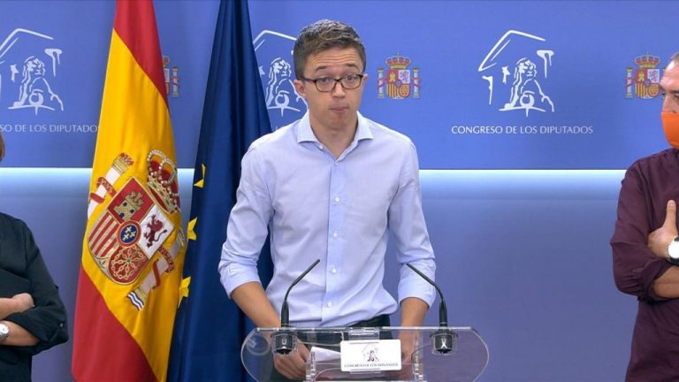 Más País-Equo y Compromís presentan una ley en el Congreso para delimitar la inviolabilidad del Rey