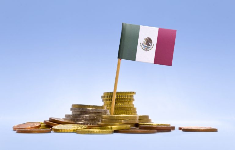 México prevé que su economía repunte un 4,6% en 2021 y no subirá los impuestos