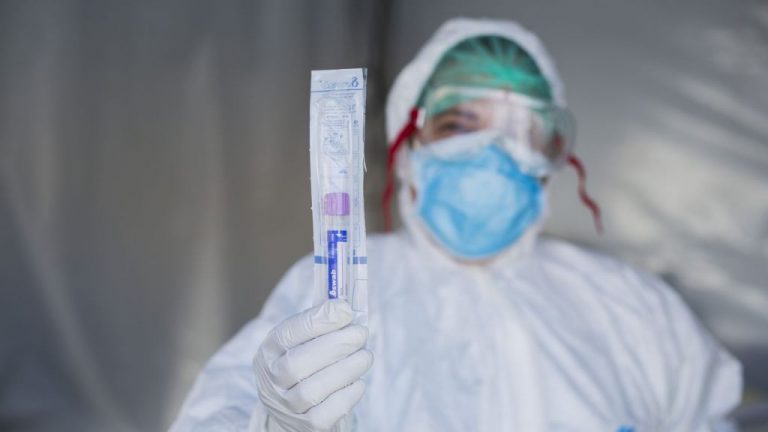 Canarias registra diez fallecidos desde Nochebuena y suma 175 nuevos contagios