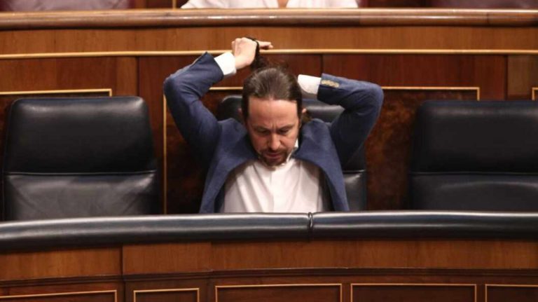 PP critica la gestión del Gobierno e Iglesias lo acusa de usar la pandemia para derribarlo