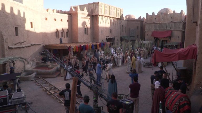 Cáceres se convierte en la ciudad italiana de Asís para el rodaje de la serie 'Glow and Darkness'