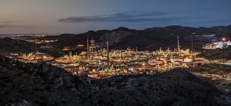 Petronor (Repsol) instalará en el Puerto de Bilbao su nueva planta de combustibles