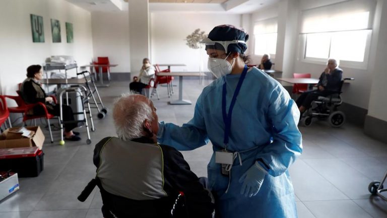 124 brotes y 1.765 casos de Covid-19 en residencias en la última semana