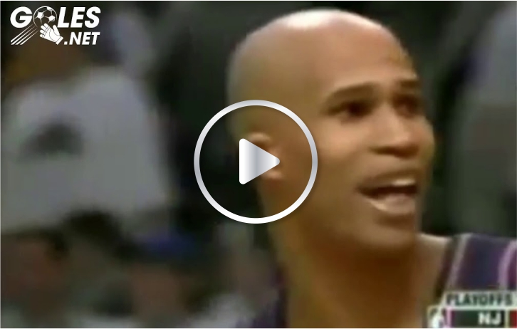 Richard Jefferson y una tapa ¡Que salva el encuentro!