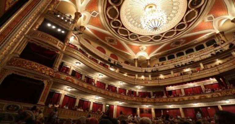 Teatro de la Maestranza de Sevilla firma un convenio de colaboración con Teknoservice