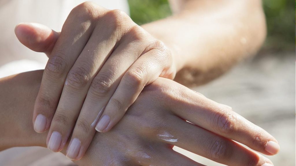 Las uñas no son comestibles: formas de dejarlas tranquilas