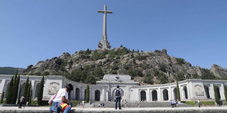 El Gobierno convertirá el Valle de los Caídos en cementerio civil