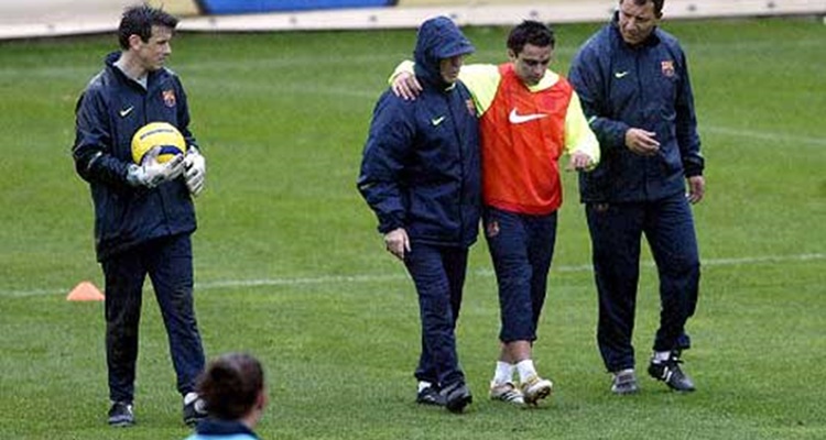 Xavi Hernández rotura 2005