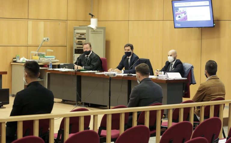 Visto para sentencia el juicio contra Enrich, Luna y Silvestre