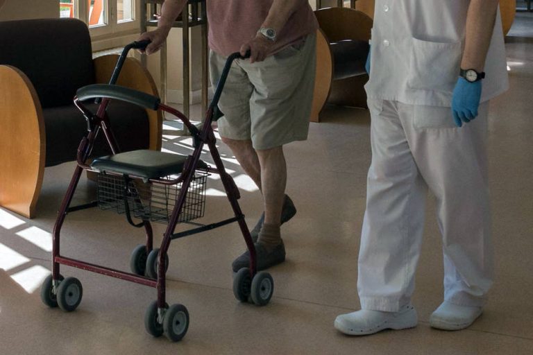 Navarra tiene 80 casos activos de COVID-19 en las residencias de mayores y en los centros de discapacidad