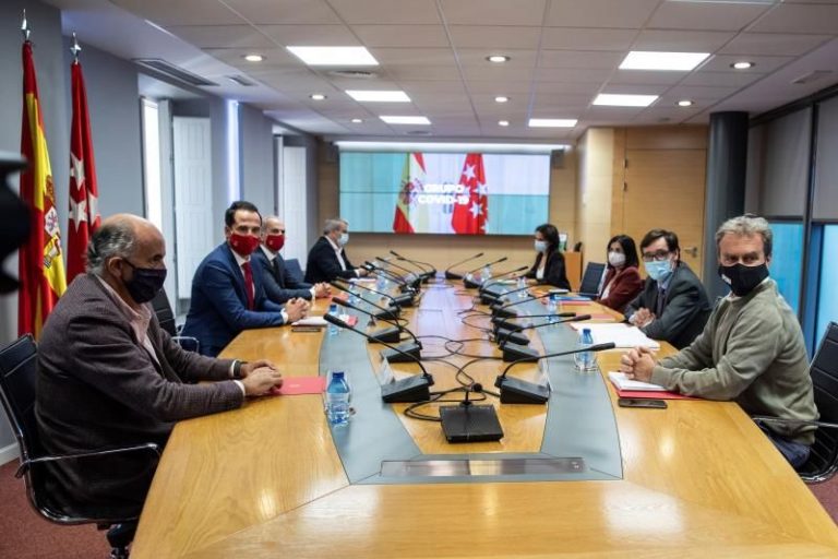 El Gobierno central y la Comunidad de Madrid se reunirán mañana en el Grupo Covid-19