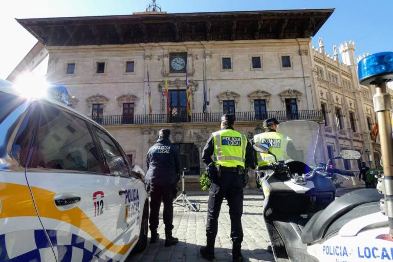 Detenido un hombre por agredir con un machete a una mujer en Palma de Mallorca
