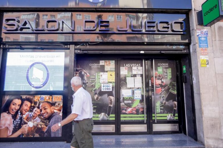 Una vida social activa reduce el riesgo de muerte en mayores con discapacidad crónica