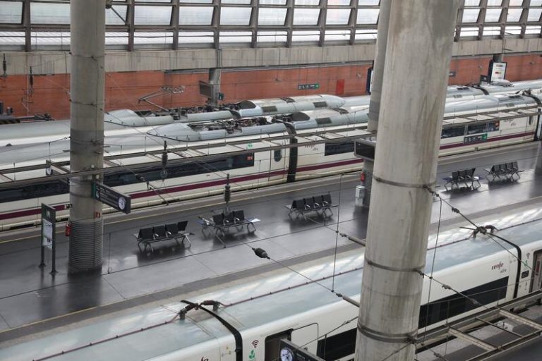 Renfe ofrecerá anular sin coste los billetes a Madrid por el nuevo confinamiento