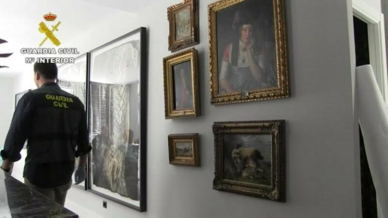 Recuperadas 474 obras desaparecidas del legado de Muñoz Ramonet