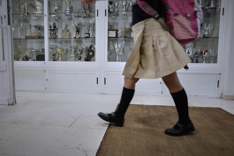 Casi el 60% de las niñas y adolescentes españolas han sido acosadas en las redes sociales