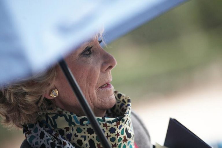 Aguirre, sobre Corinna: 