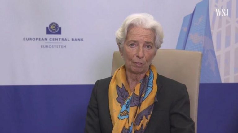 Lagarde no prevé una recuperación completa hasta finales de 2022