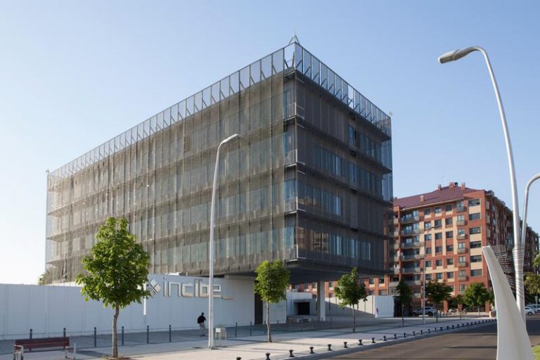 El Incibe colabora con Google en un curso para implementar el teletrabajo sin riesgos