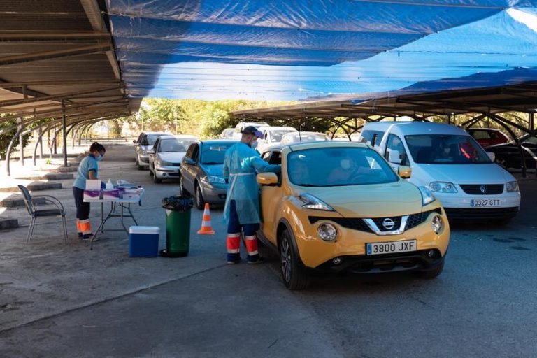 Andalucía suma su tercer día consecutivo con récord de casos en esta segunda ola