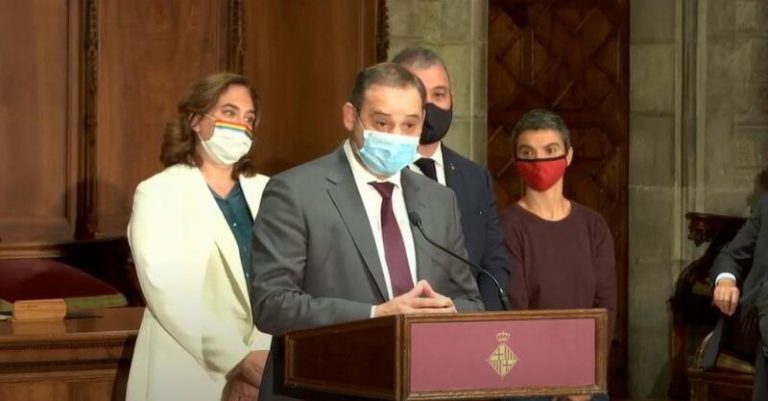 Ábalos pide respeto al Rey y no 