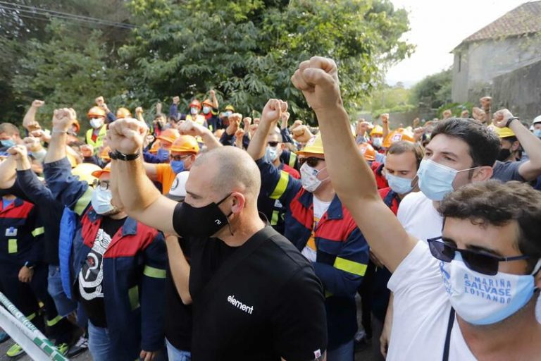 Alcoa anuncia despido colectivo y la hibernación de las cubas en la planta de Lugo