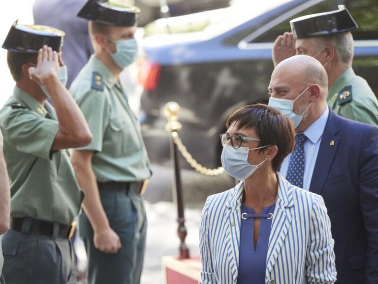 La directora de la Guardia Civil felicita al Cuerpo por el Día de su Patrona