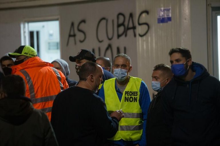 La Xunta insiste en que los trabajadores de Alcoa 