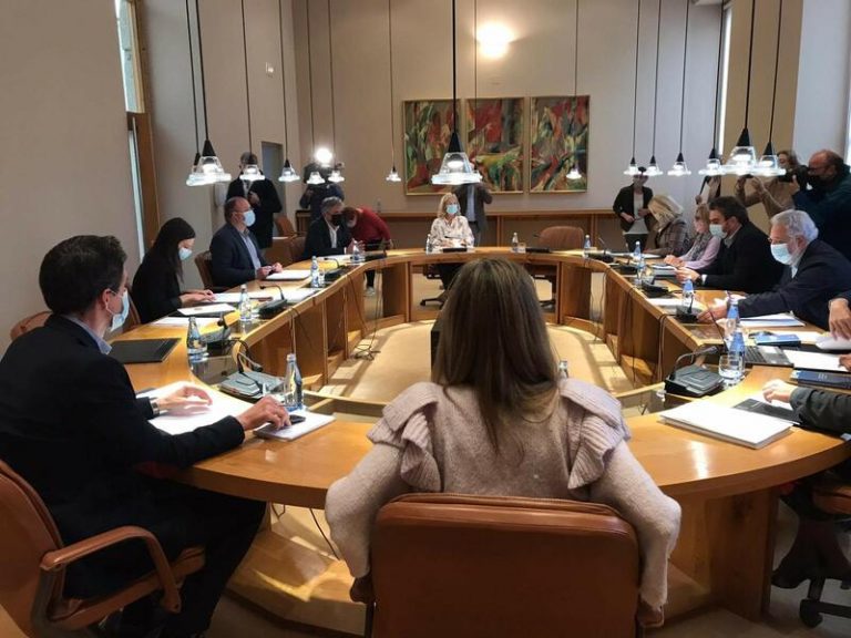 El Parlamento de Galicia volverá a abrir la comisión de investigación de las cajas gallegas
