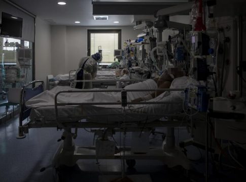 Cataluña registra 1.620 casos y 23 fallecidos más en el último balance diario Cataluña registra 1.620 casos y 23 fallecidos más en el último balance diario