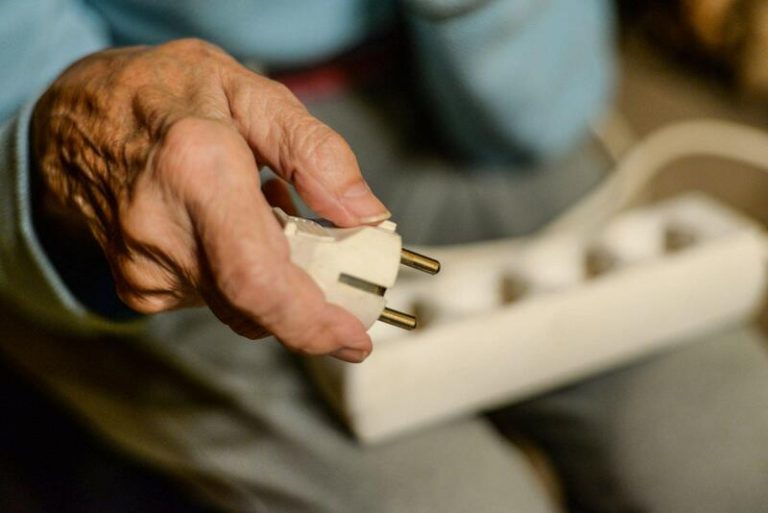 Cuatro de cada diez españoles sufre algún indicador de pobreza energética