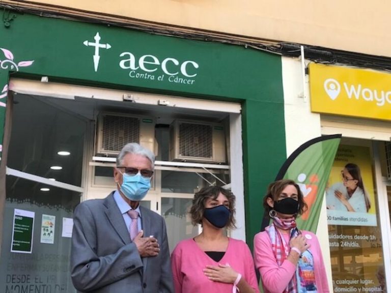 Una de cada tres pacientes con cáncer de mama pierde o deja el trabajo por la enfermedad