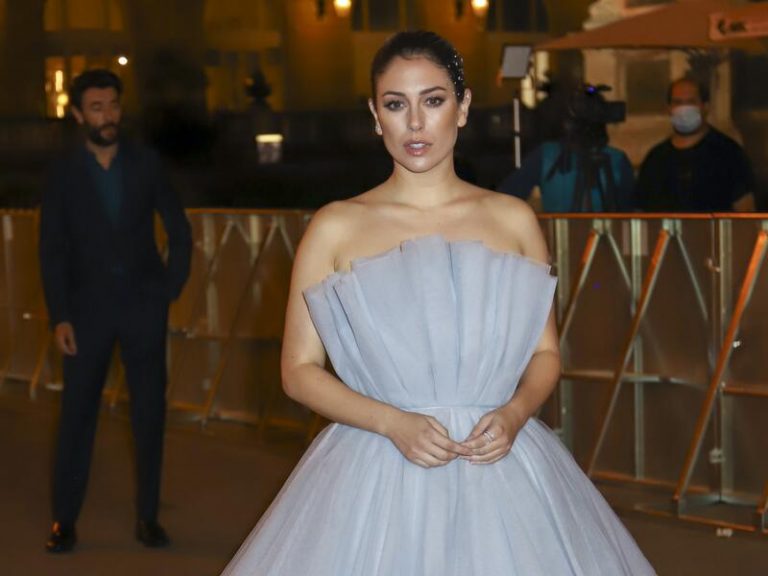 Blanca Suárez celebra su 32 cumpleaños feliz y junto a Javier Rey